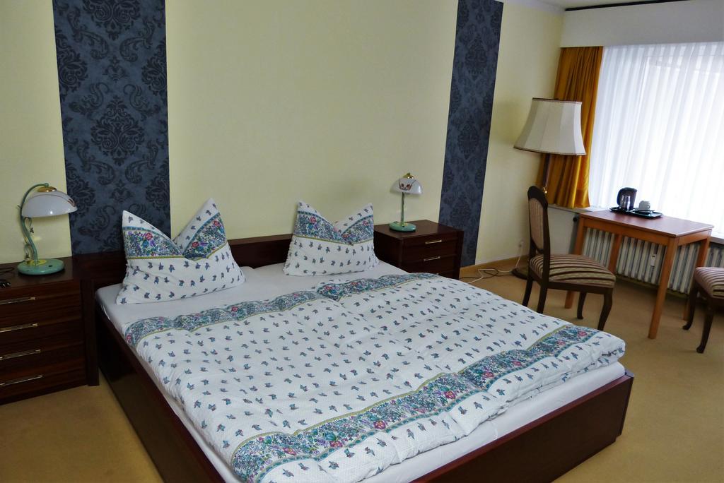 Hotel Am Kurpark Маленте Номер фото
